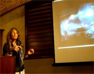 fjstfrjsrtst-300x237