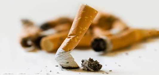 smoking-cigarettes-out-735x350